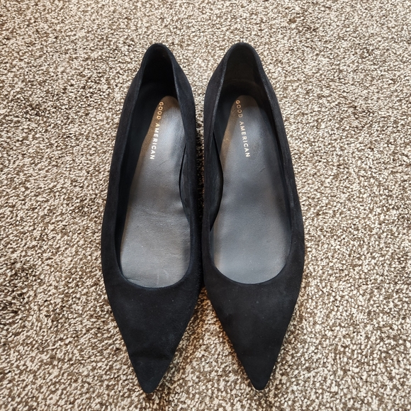 Good American Shoes - Good American Black Suede Pointed Toe Flat Shoes Size 9